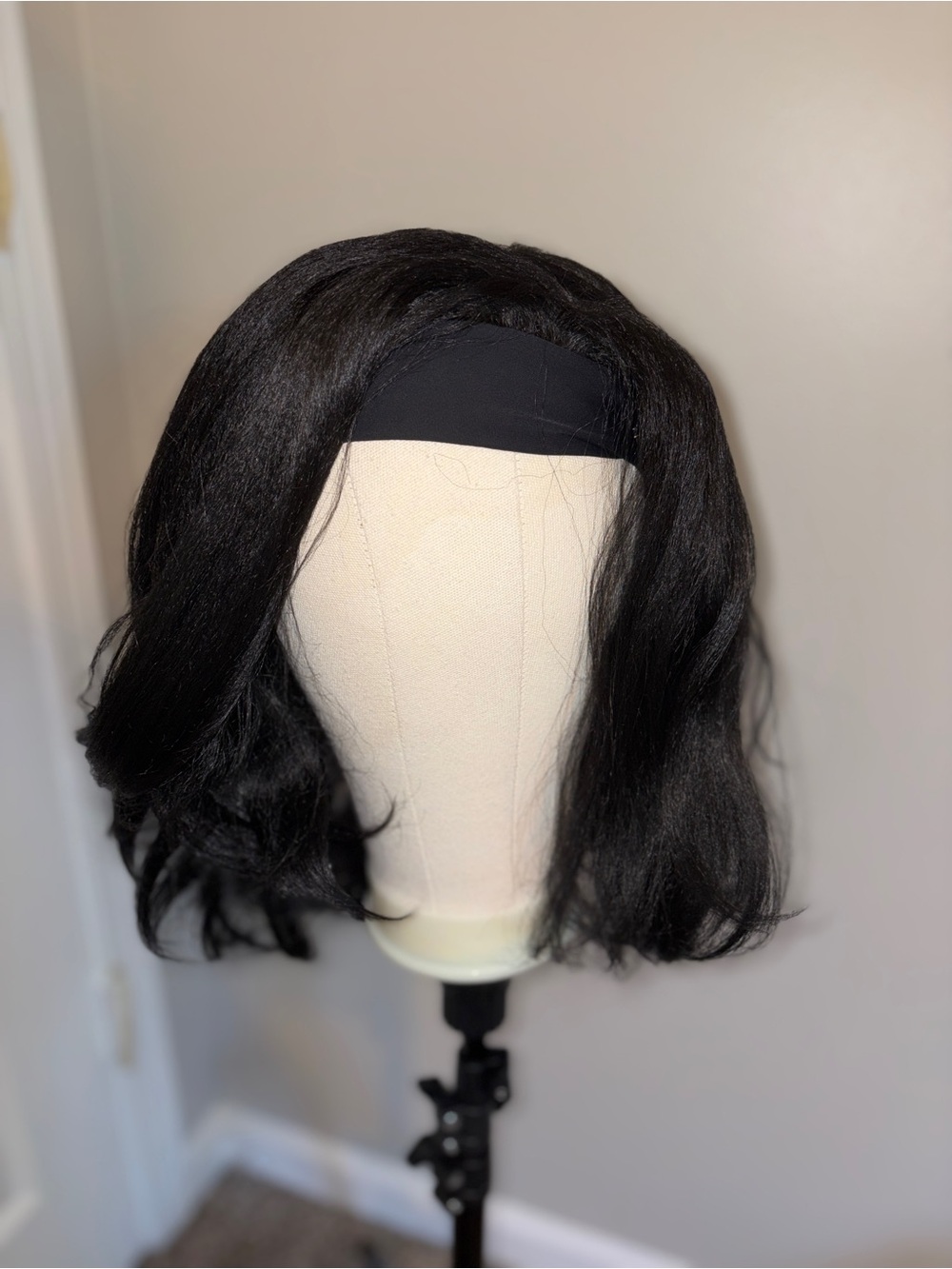 Headband Wig – Natural Black Short Style
